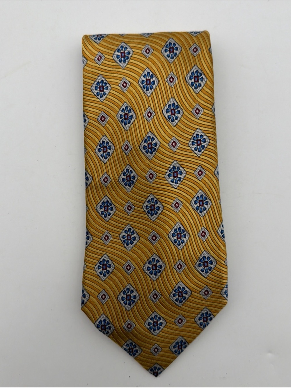 Jos. A. Bank Gold Silk Tie with Blue Medallions Limited Edition 4”x60”